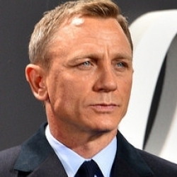 Daniel Craig