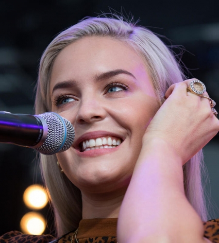 Anne-Marie